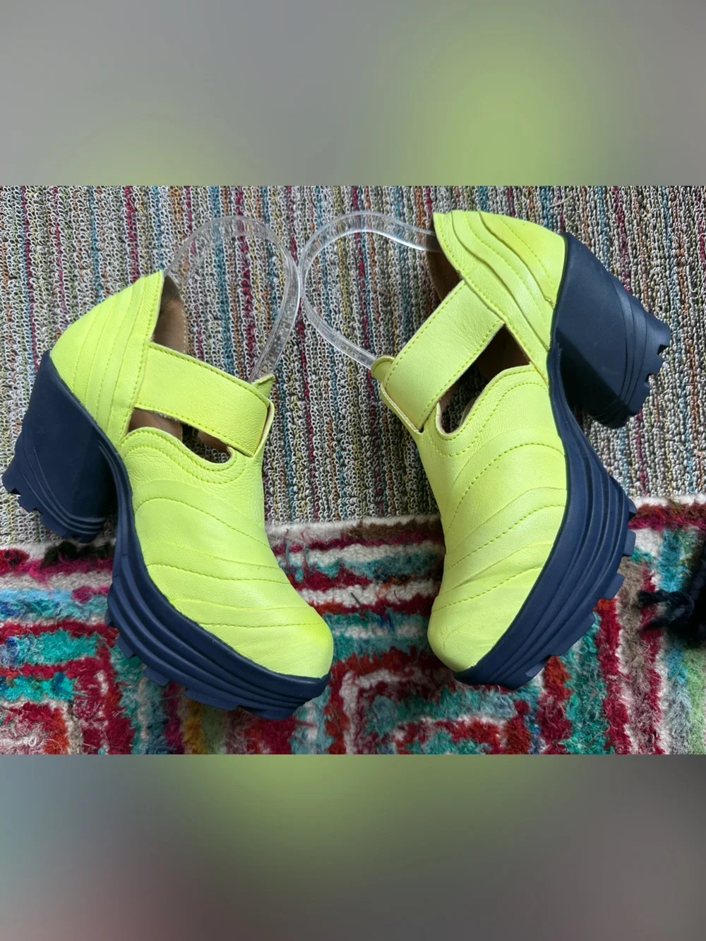 Fluevog EXCELLENT Mellow Bossa Nova neon yellow platform T-strap heel-7 (fit 6.5